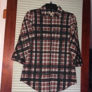 Burberry Vintage Check Cotton Shirt. Roll- tub sleeves. SIZE Small.